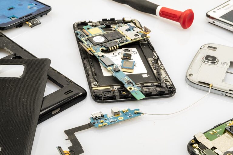 Jak ušetřit za opravu elektroniky